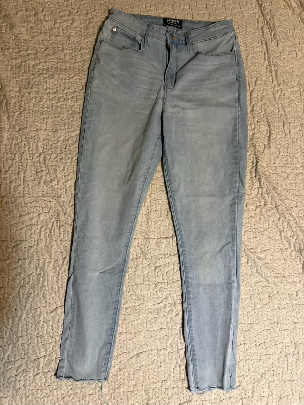 Ultra high rise Levi’s